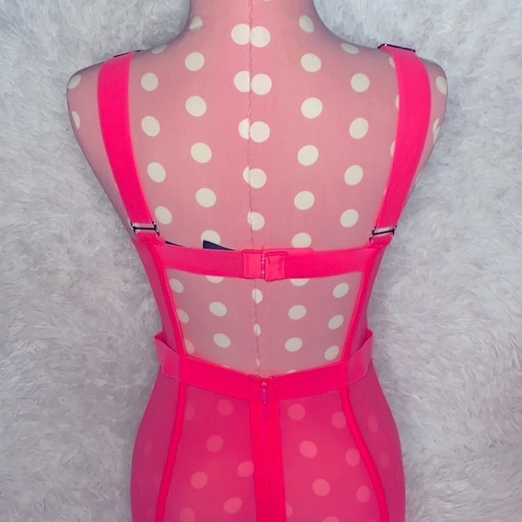 Victoria’s Secret neon pink Merry Widow sheer lace & mesh garter lingerie - Picture 7 of 11